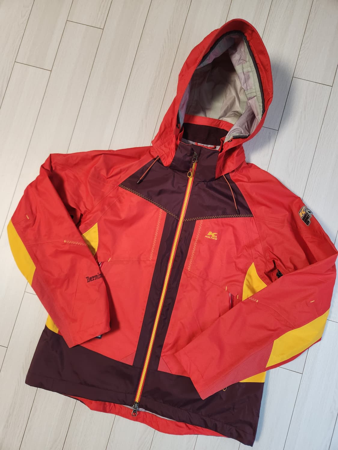 새상품급) 콜핑 고어택스 방수 방풍 기능성 등산 여성 바람막이 사이즈10 상품이미지1