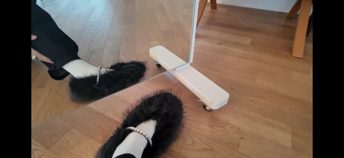 나야와시 착용 h&m 털 슈즈 상품이미지2