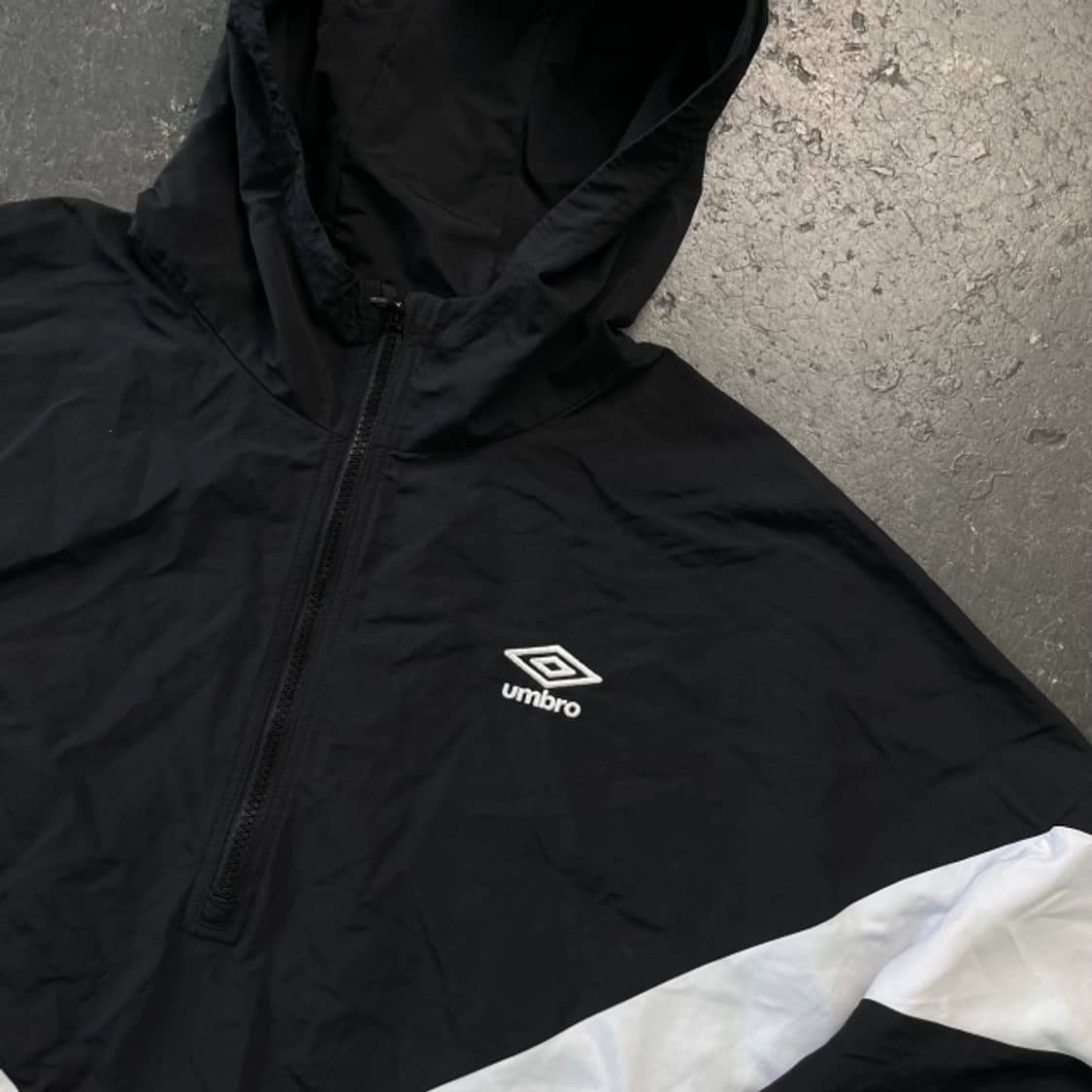 100 엄브로 아노락  상품이미지2