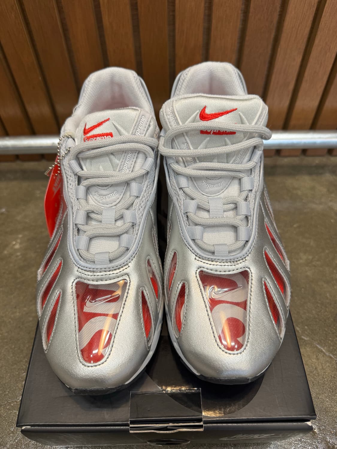 [260mm] 나이키 x 슈프림 에어맥스 96 메탈릭 실버 상품이미지8