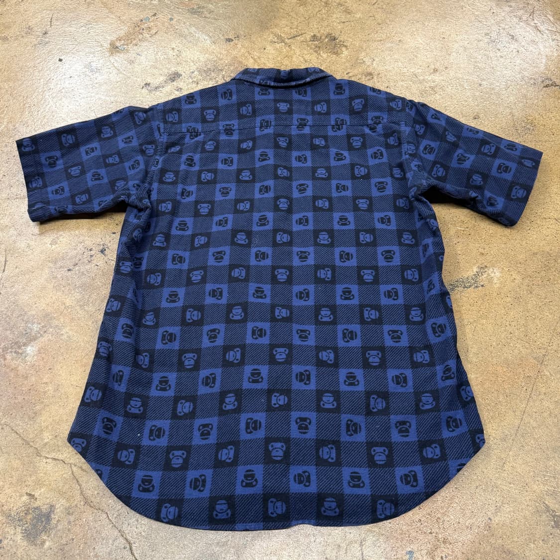 베이프 네이비 블루 반팔 셔츠  상품이미지3