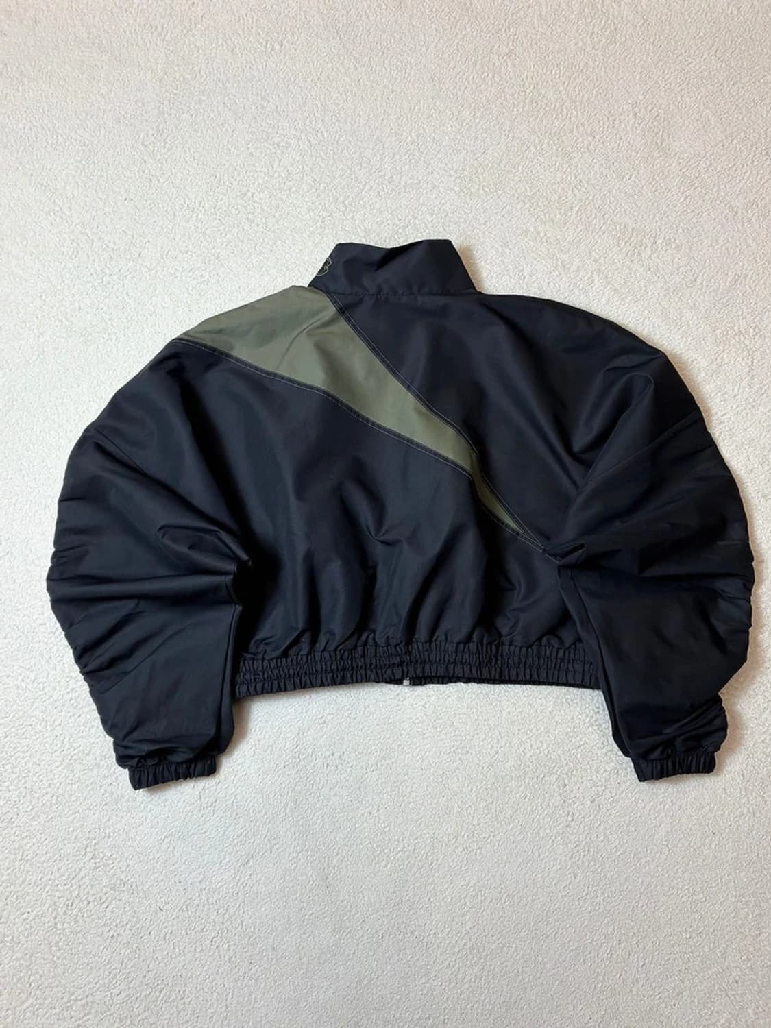 리복 x 카디비 우븐 크롭 자켓 PN6915 상품이미지5