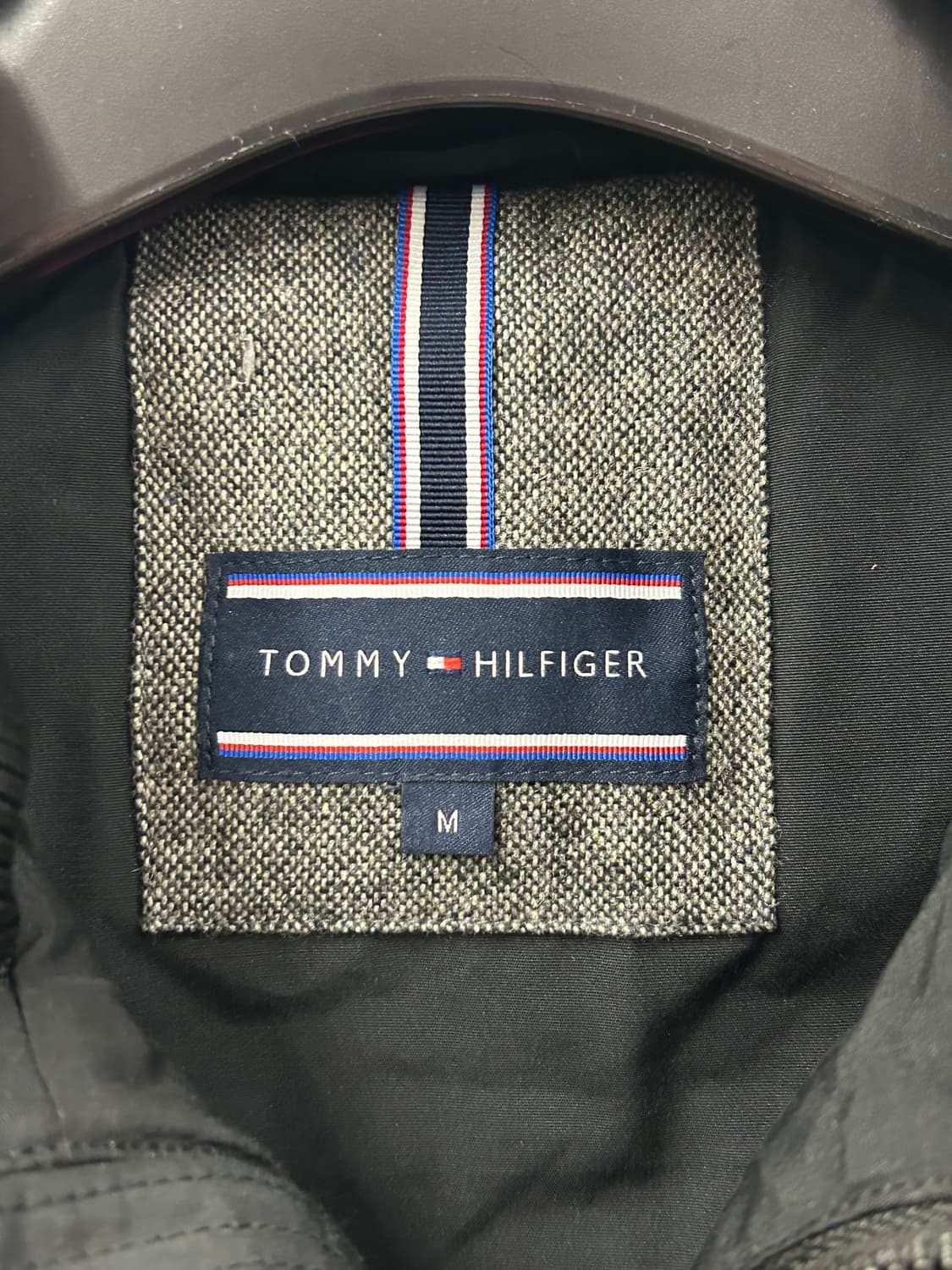 타미힐피거 후드 패딩 조끼 그레이 블랙 상품이미지8