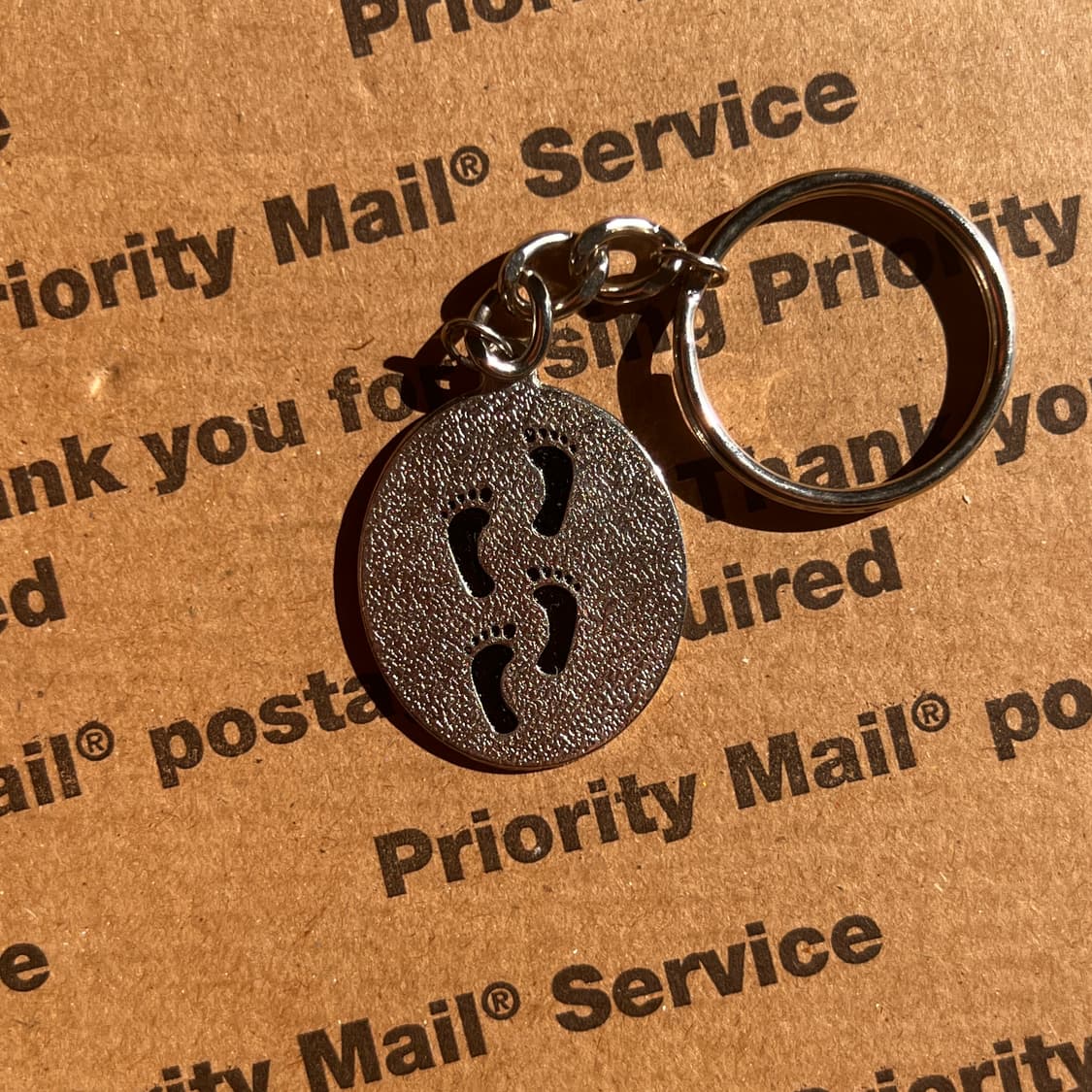 90s vtg Footprints Metal Keyring 상품이미지1