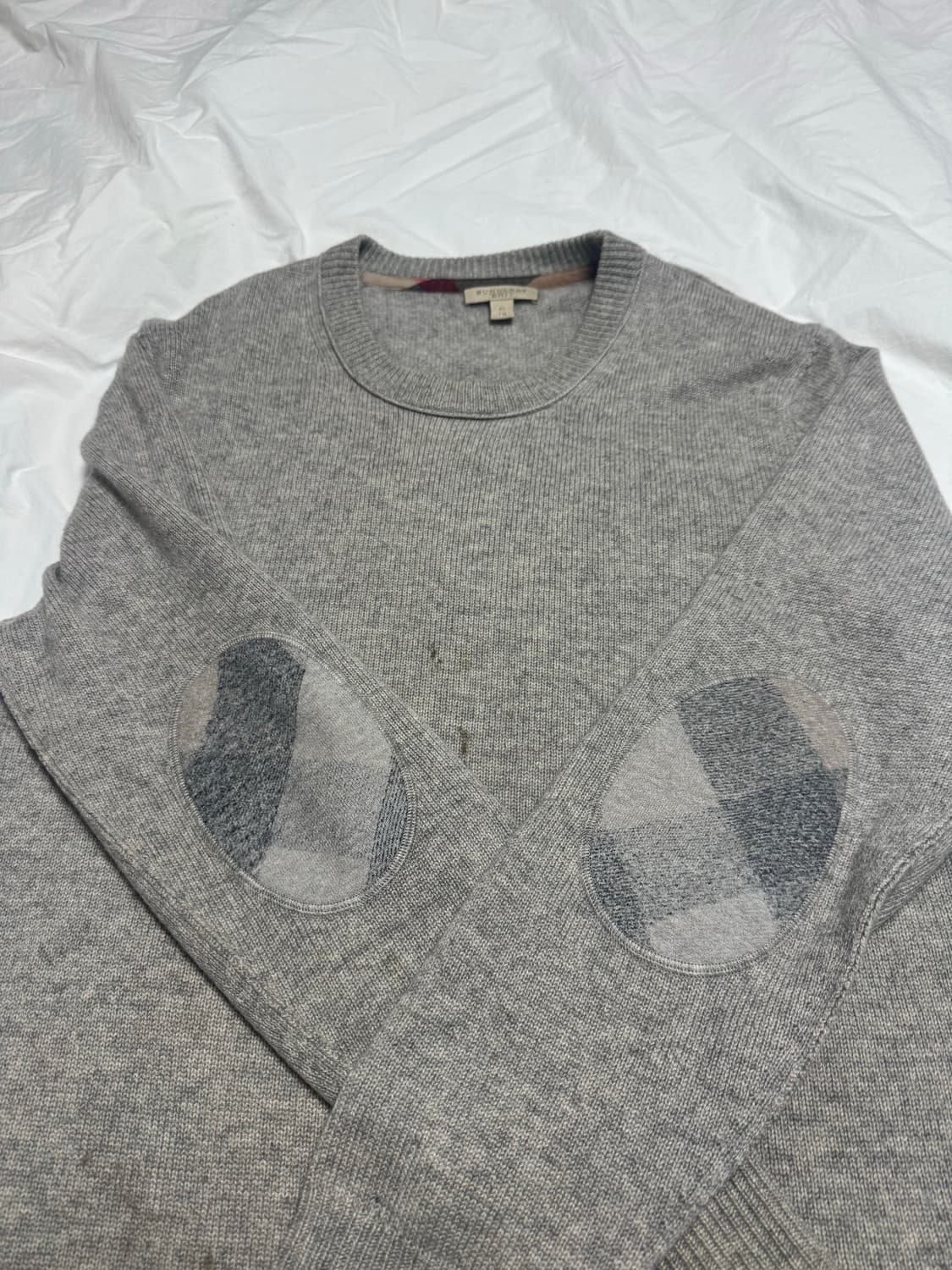 버버리 캐시미어 니트 상품이미지1