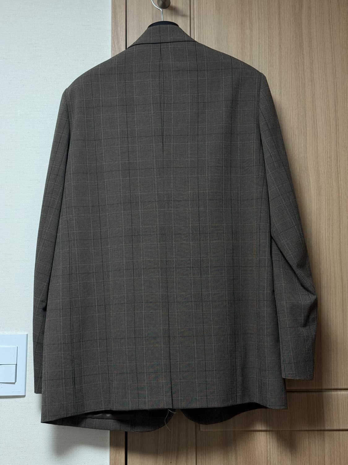 무신사 스탠다드 | 우먼즈 글렌 체크 오버사이즈 블레이저 다크 베이지 S 상품이미지7