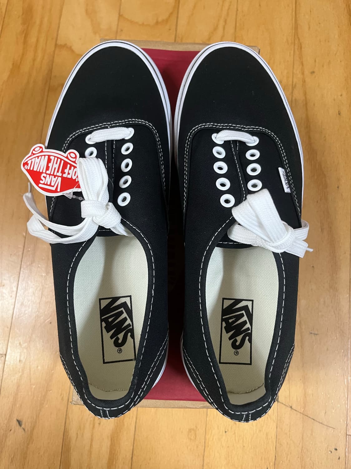 (새상품) 반스 어센틱 블랙 화이트 270 상품이미지3