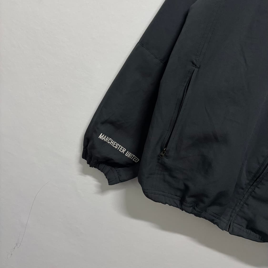 나이키 맨유 04 올드스쿨 바람막이 상품이미지3