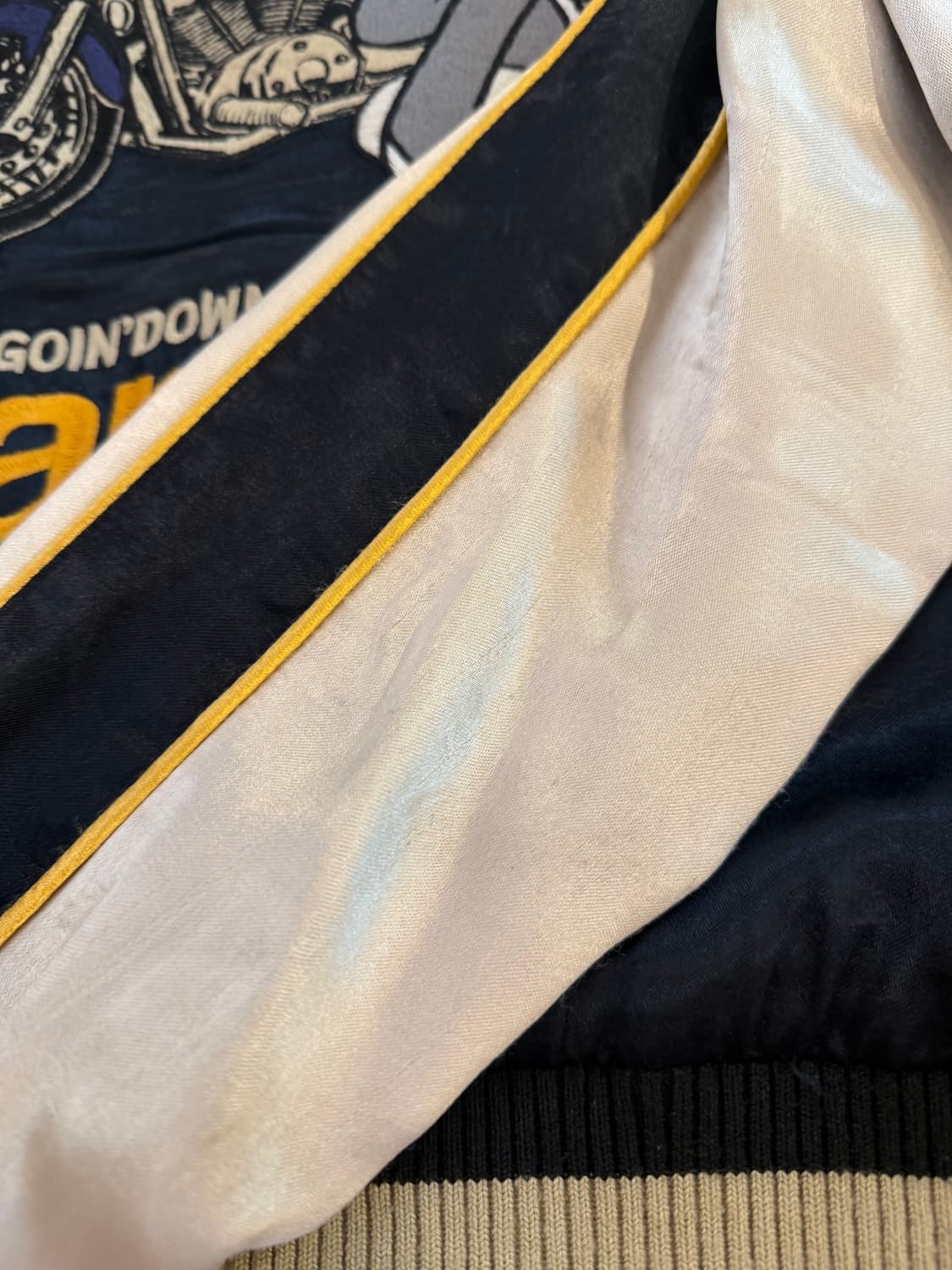 국내유일) 밴슨 X 루니툰즈 리버시블 카모 스카쟌 상품이미지5