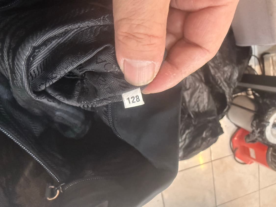 정품 프라다 나일론 쇼퍼백 팝니다 상품이미지10