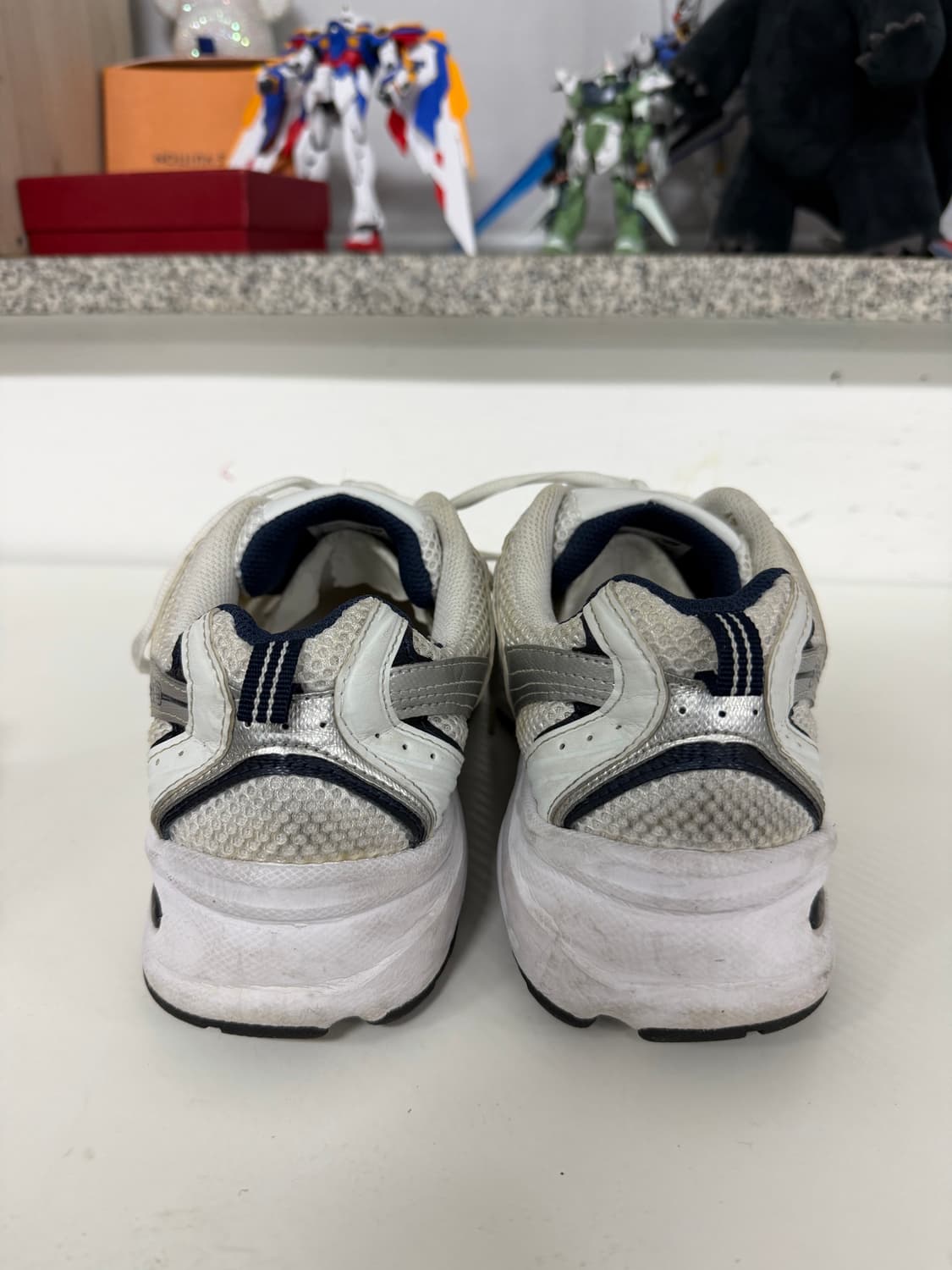정품) 뉴발란스 530 실버 270 상품이미지5