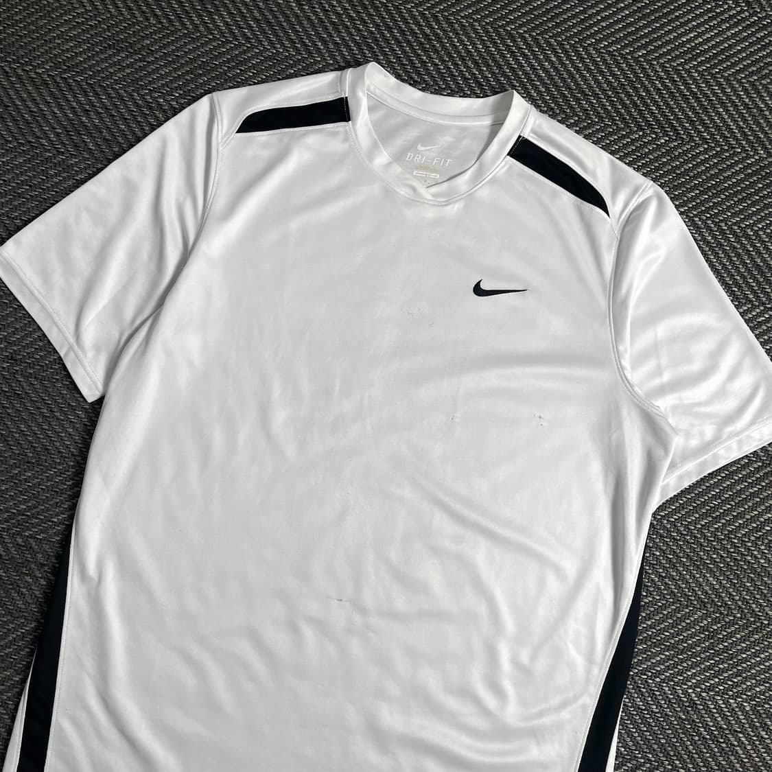 나이키 드라이핏 올드스쿨 트레이닝 티셔츠y 3217 상품이미지1