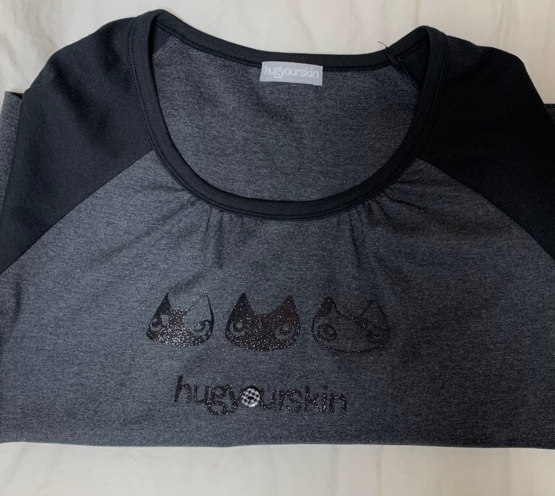 허그유어스킨 허깅 레글런 티셔츠 차콜 상품이미지2