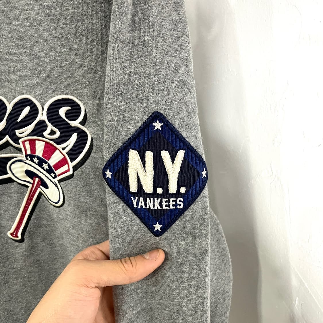 Mlb 자수 맨투맨 상품이미지4