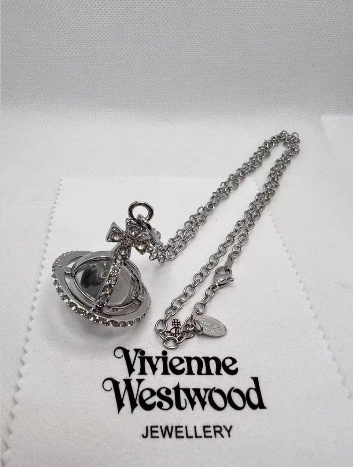 비비안웨스트우드 아카이브 클리어 크리스탈 3d orb 팬던트 목걸이 상품이미지2