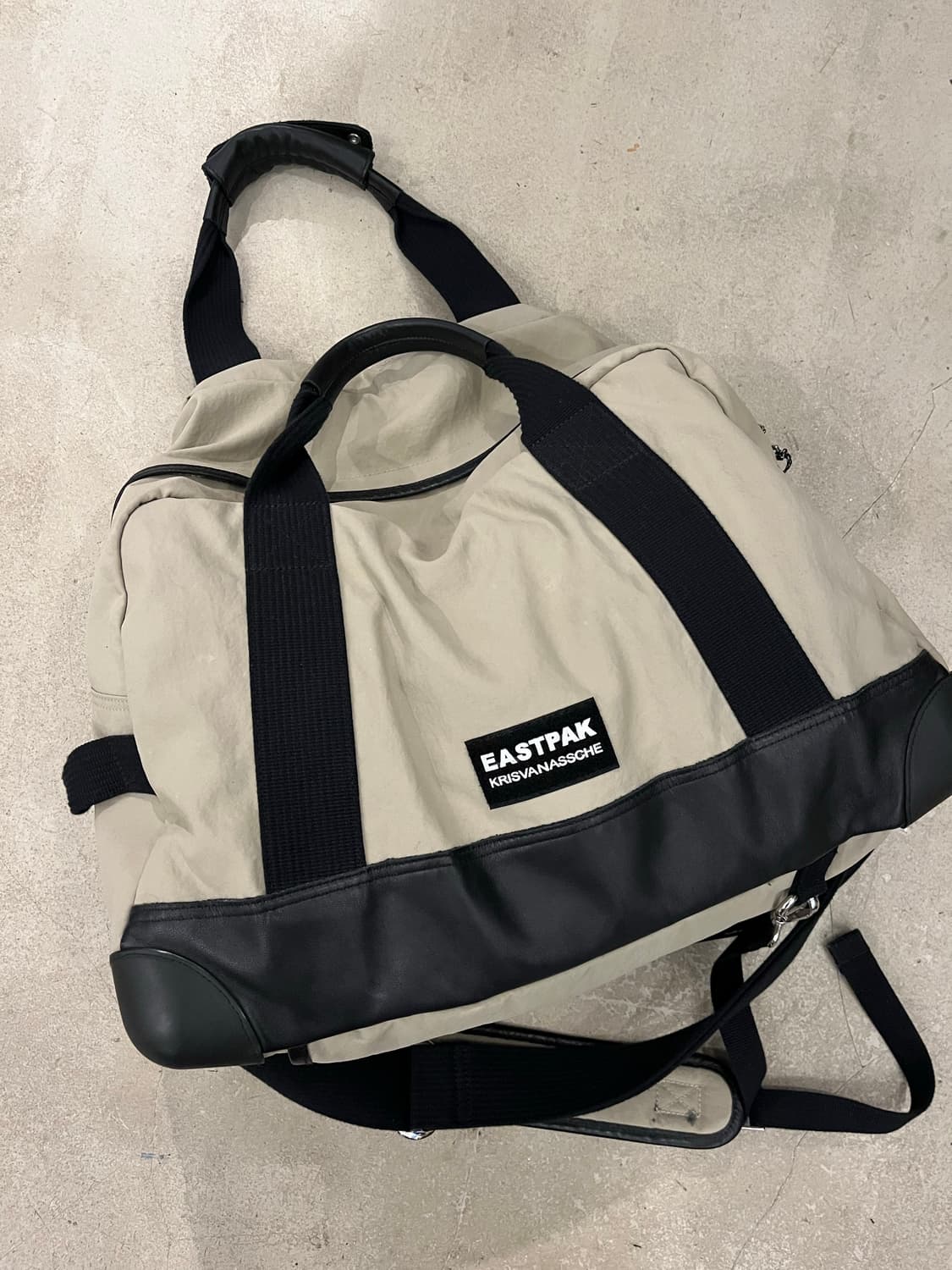 이스트팩 크리스반아쉐 3way 멀티백 상품이미지1