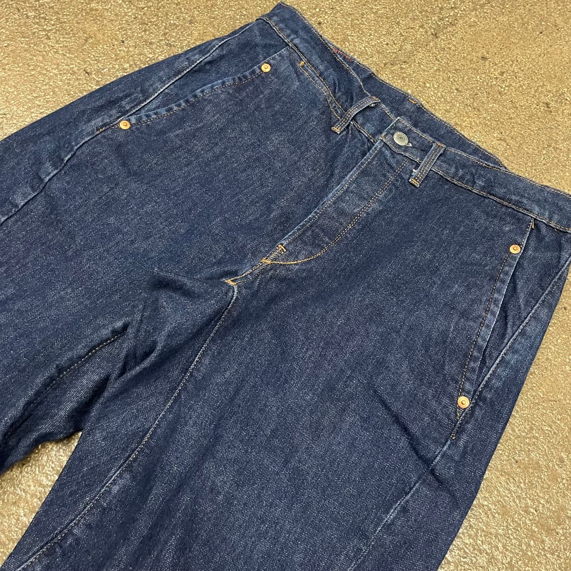 리바이스 엔지니어드진  LEJ570 (32”) 상품이미지4