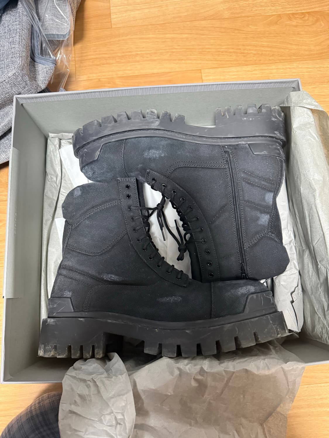 발렌시아가 스트라이크 부츠 43 상품이미지1