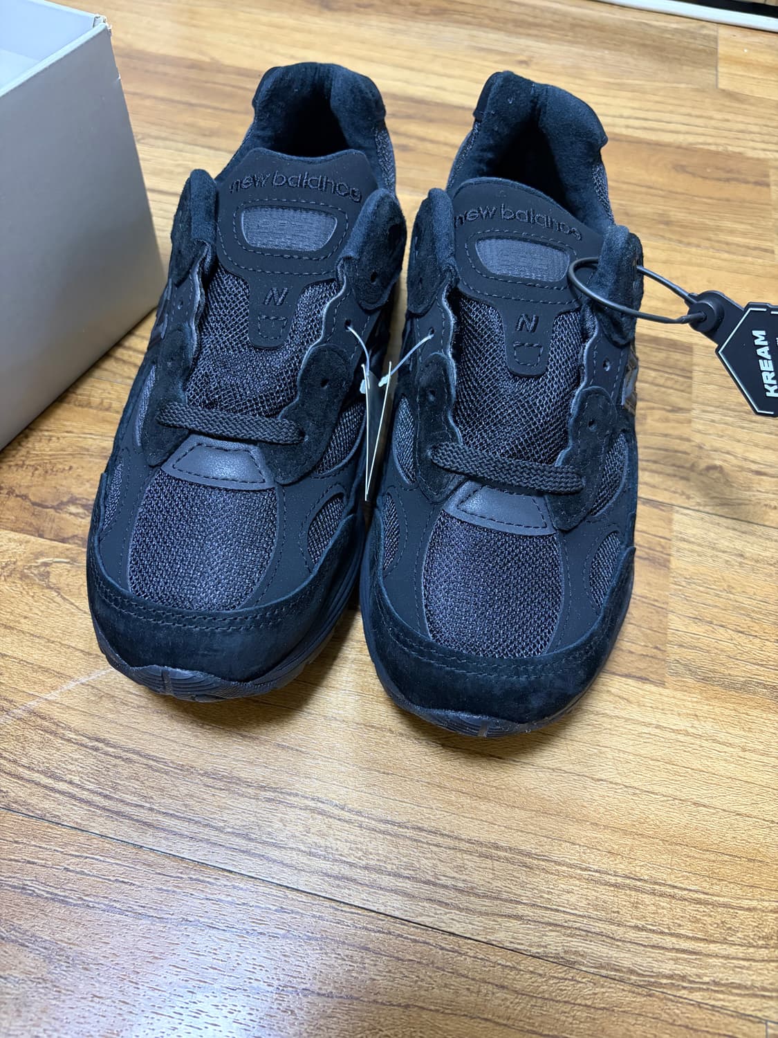 뉴발란스 992 USA 코어블랙 상품이미지1