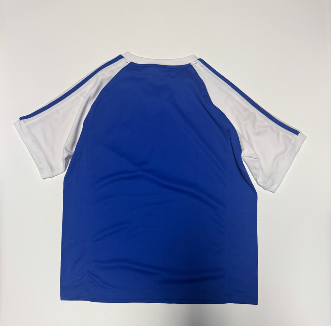 공용 아디다스 올드스쿨 귀여운 삼선 트랙 반팔 티셔츠 상품이미지2