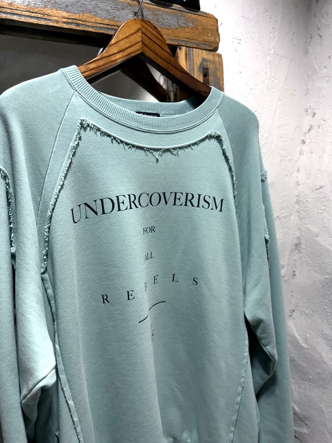 UNDERCOVER 언더커버 크루넥 스웻셔츠 상품이미지1