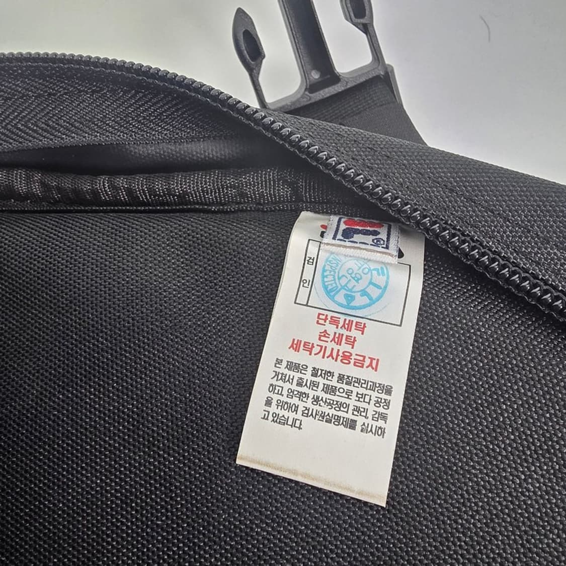 휠라 고프코어 테크니컬 백팩 블랙 상품이미지8