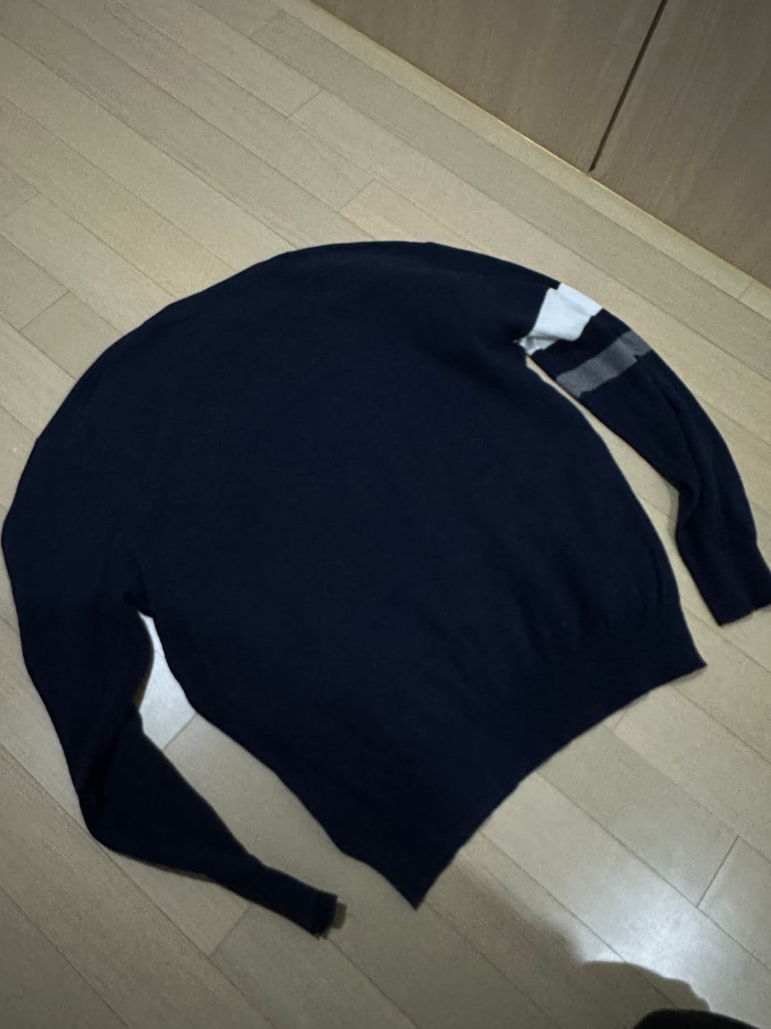 헤지스 얇은 긴팔 면 니트 105 네이비 상품이미지4