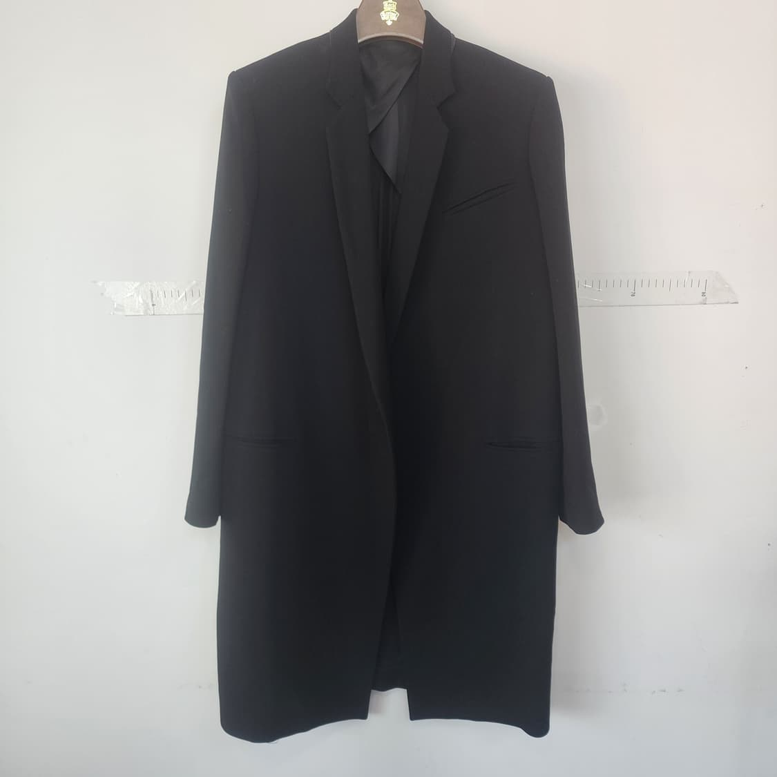 미샤 블랙 롱 코트 상품이미지1