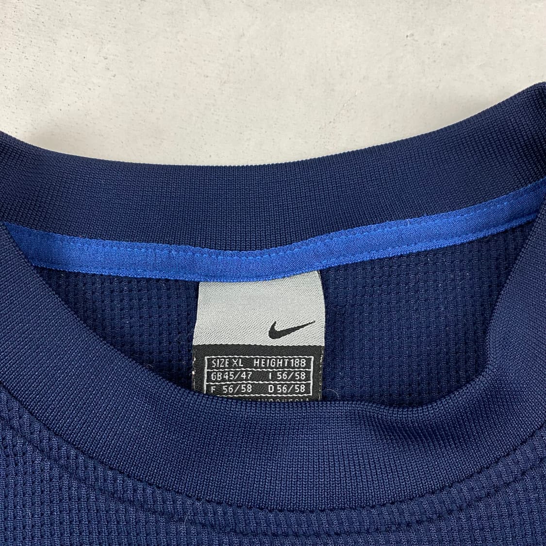 나이키 00s 바르셀로나 배색 스포티 트레이닝 탑 (105) 상품이미지5