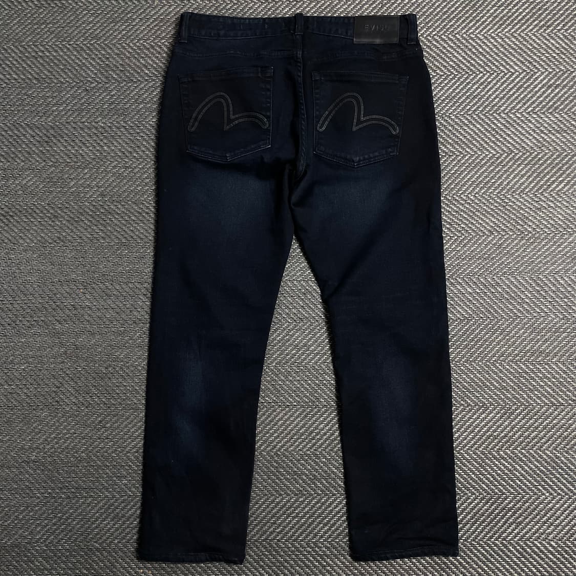 EVISU 에비수 오리지날 슬림핏 네이비 흑청 워싱 데님팬츠 y 5912 상품이미지2