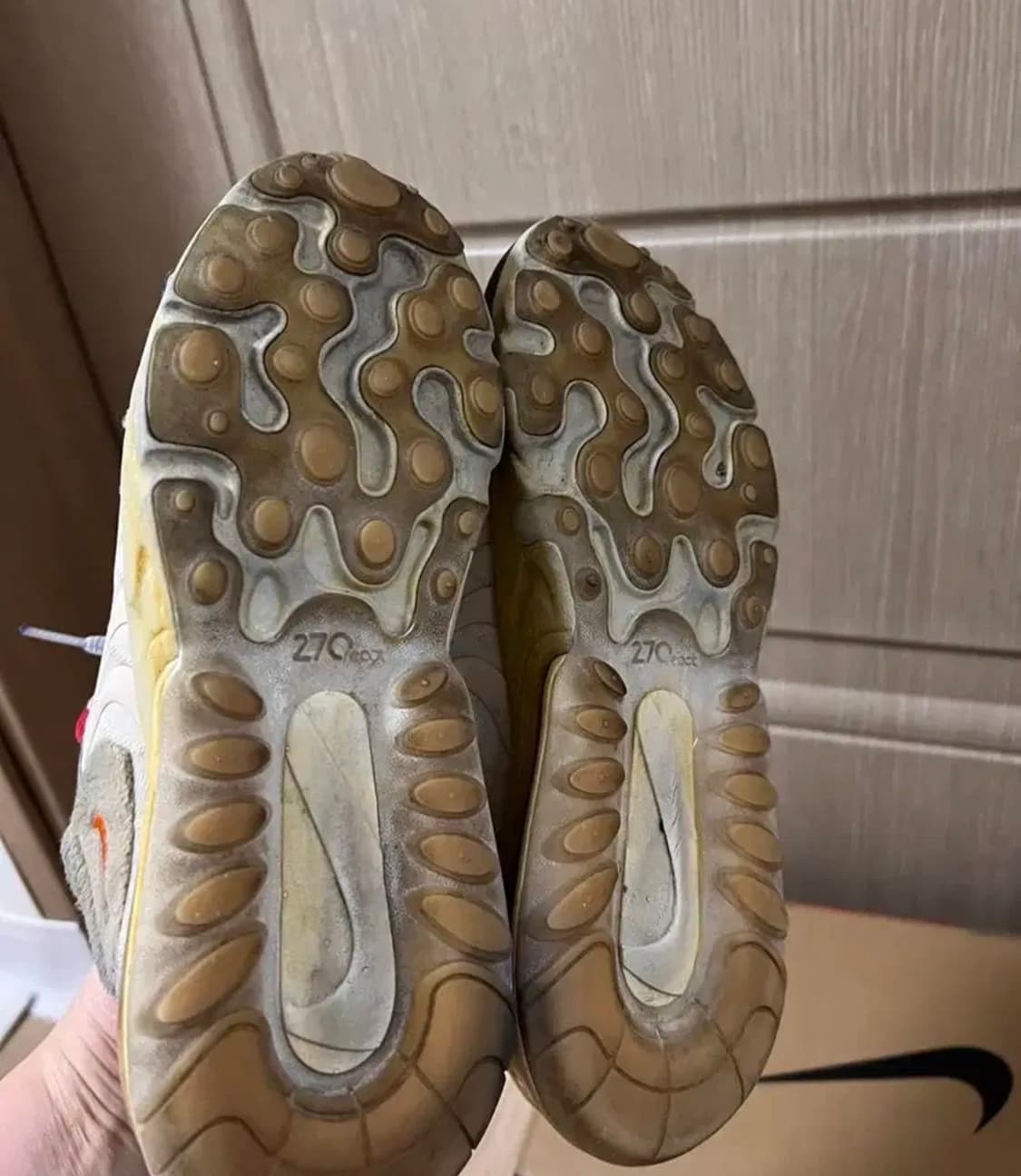 나이키 X 트래비스스캇 에어맥스 235 판매 상품이미지5