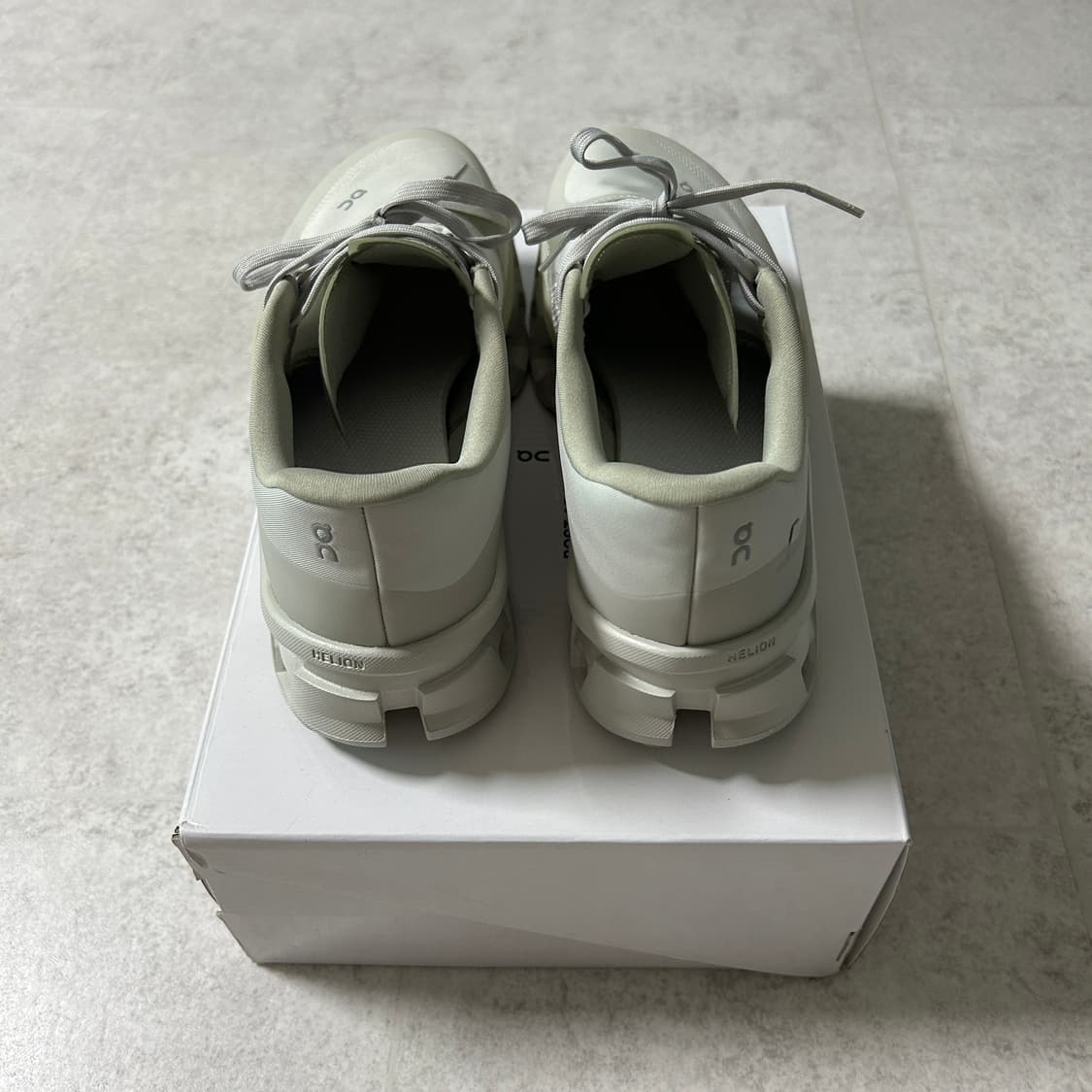 [265] 온러닝 x 파프 클라우드몬스터 2 문더스트 초크 상품이미지6