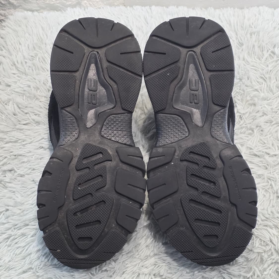 8q-9: 아키클래식 올블랙 스니커즈 235cm-상태굿 상품이미지9