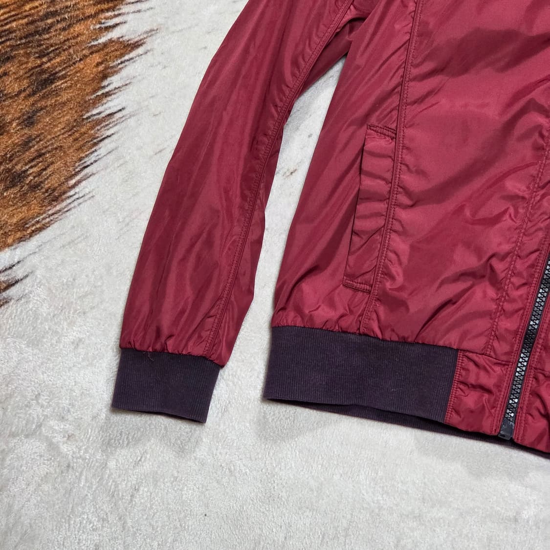 TBJ 버건디 락시크 바람막이 자켓 상품이미지3