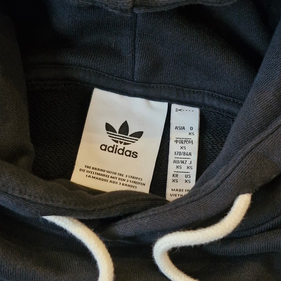 아디다스 신형 후드티 상품이미지3