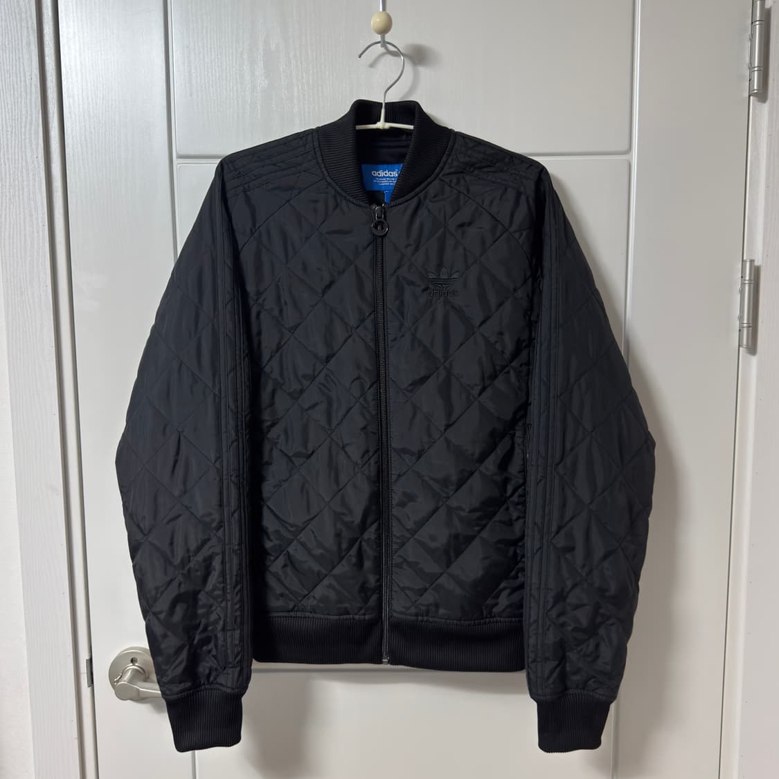 아디다스 슈퍼스타 불꽃로고 퀼팅 자켓 상품이미지2