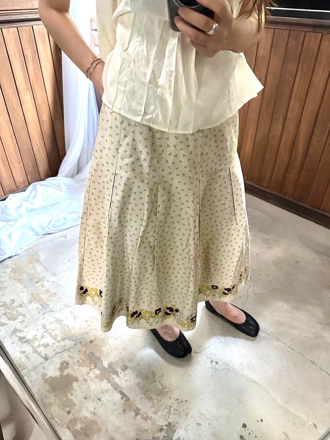 LAURA ASHLEY floral midi skirt 상품이미지1