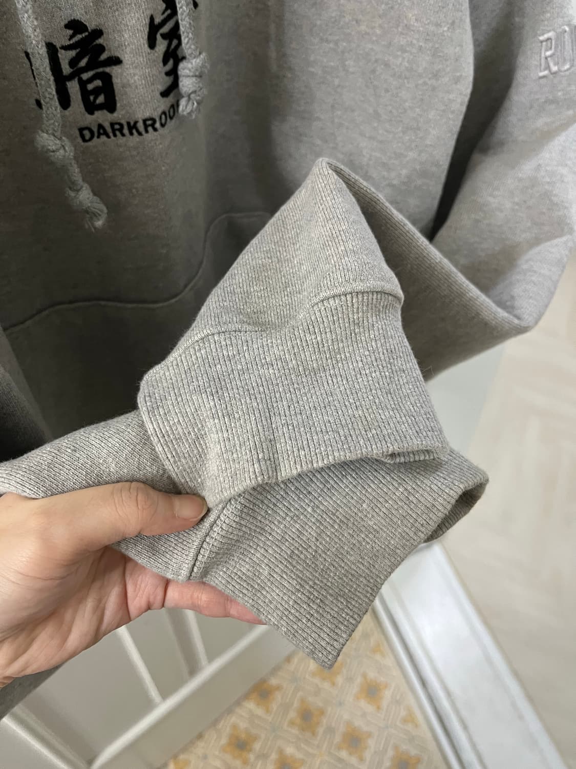 darkroom studio heavy weight hoddie gray 상품이미지2