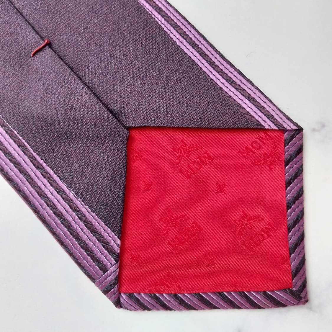 엠씨엠 실크 퍼플 스트라이프 넥타이 9.3cm A+등급 K2128
 상품이미지3