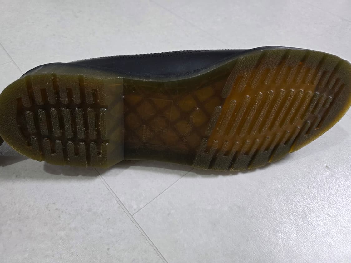 [새상품] 닥터마틴 윙팁 3989 310 사이즈 팝니다 상품이미지7