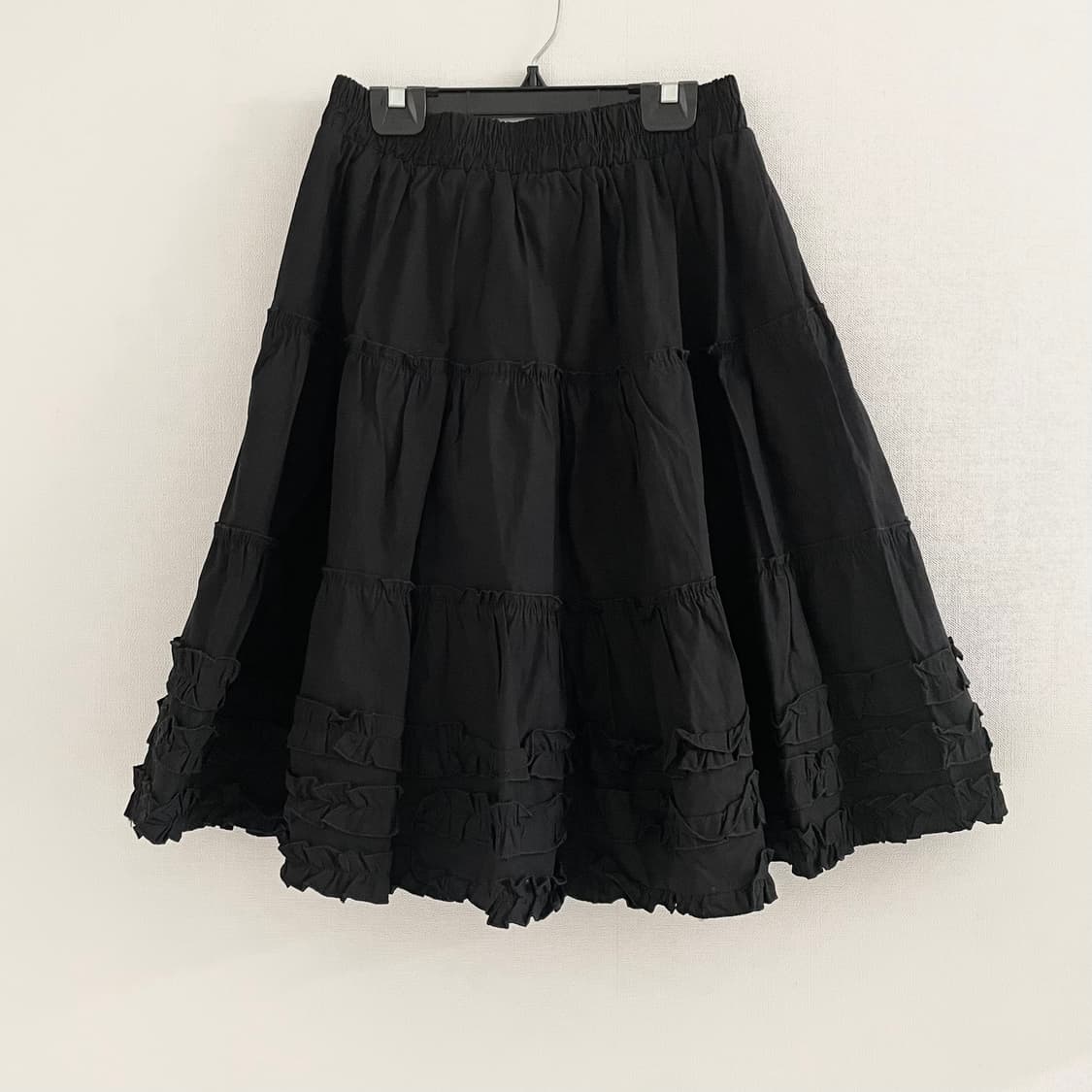 black ruffle vintage skirt 상품이미지4