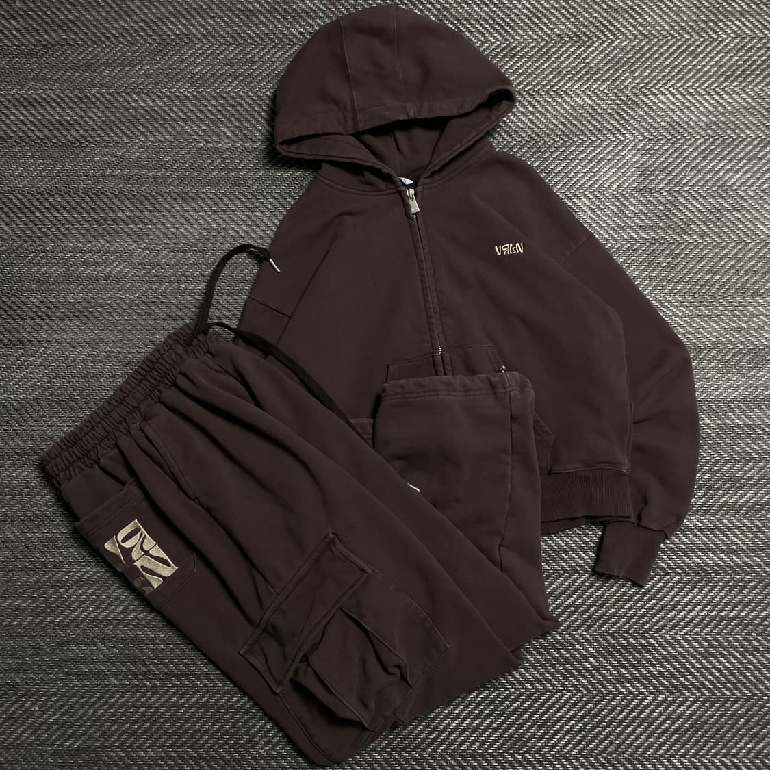 The verlin 트레이닝 후드집업& 트레이닝 카고팬츠 셋업y 5247 상품이미지1