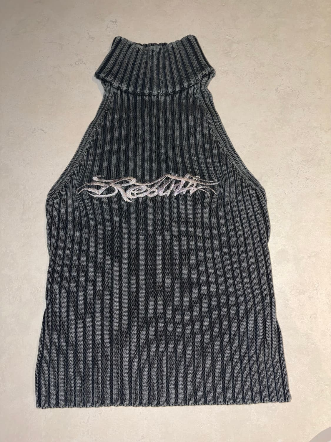 차콜 반목 슬리브리스 상품이미지1