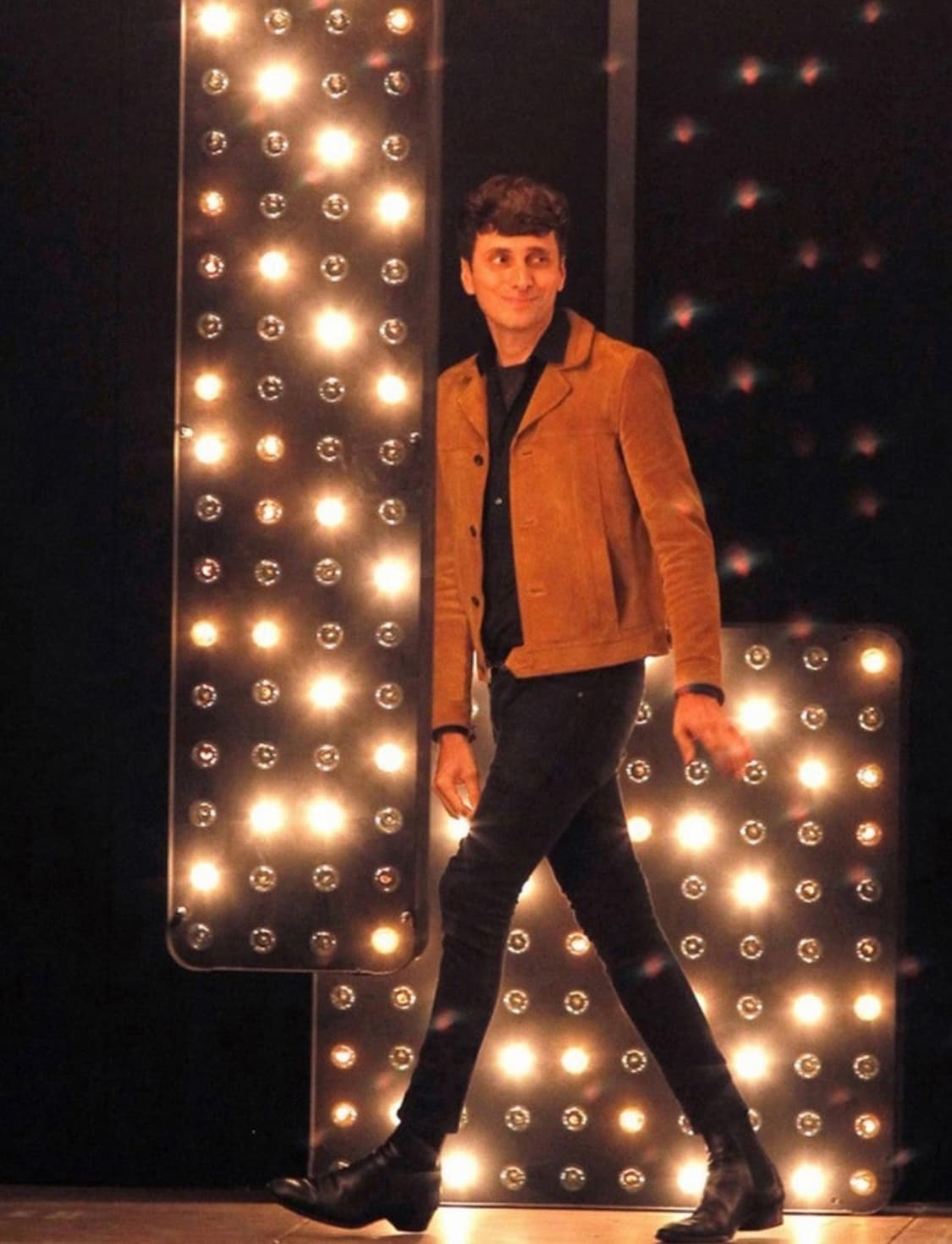 생로랑 19FW 크롭 블랙진 상품이미지1