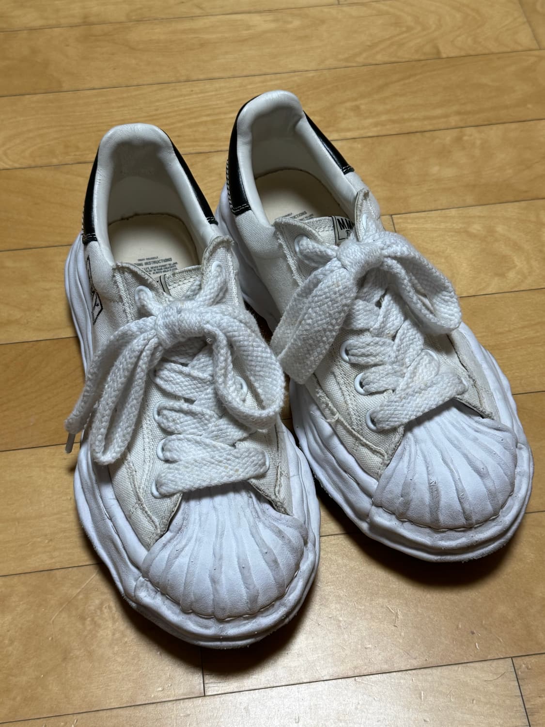 [40] 미하라 야스히로 블레이키 캔버스 로우 탑 화이트 상품이미지1