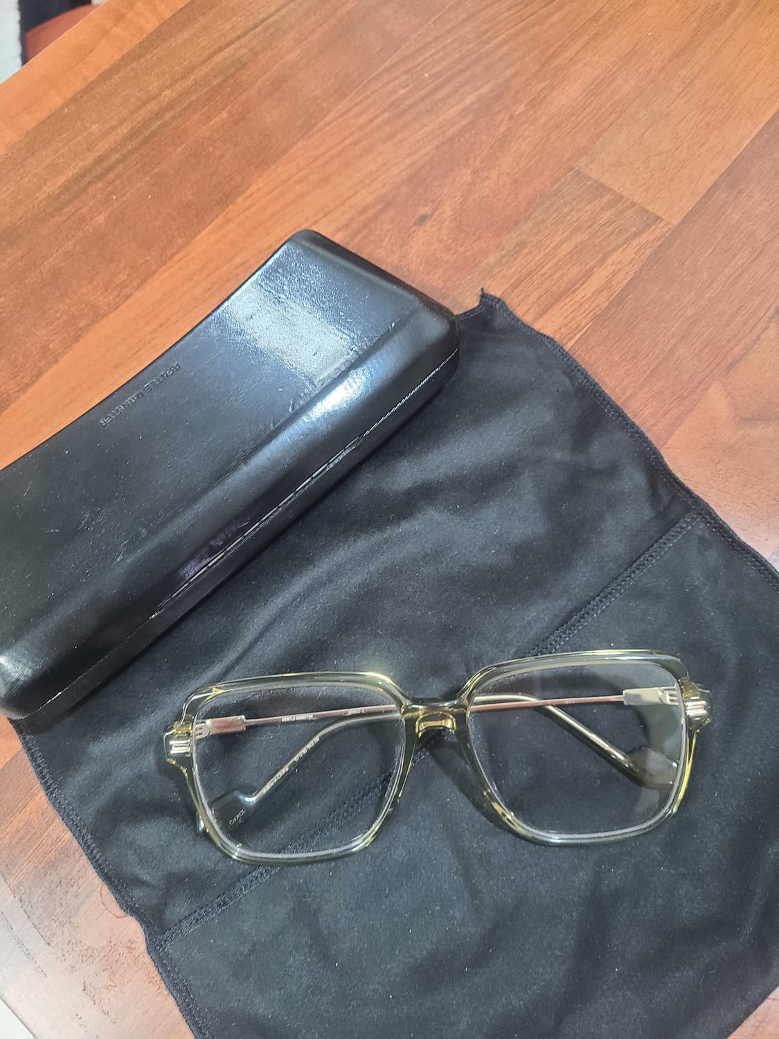 젠틀몬스터 안경 상품이미지1