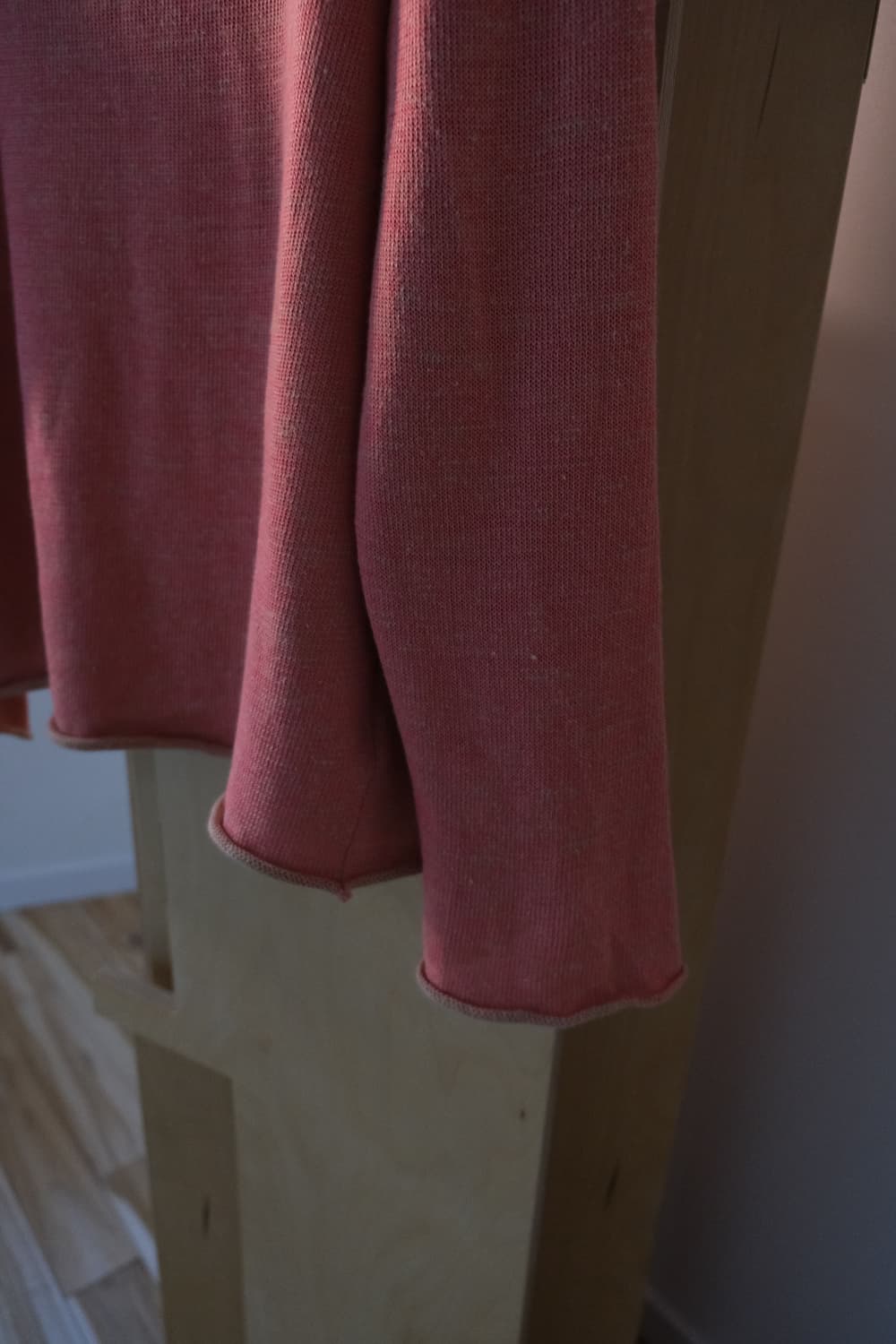 COMME des GARÇONS Cut-off V-neck Knit 상품이미지5