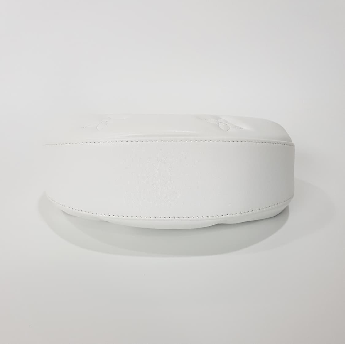 루이비통 오버 더 문 호보백 M59959 상품이미지7