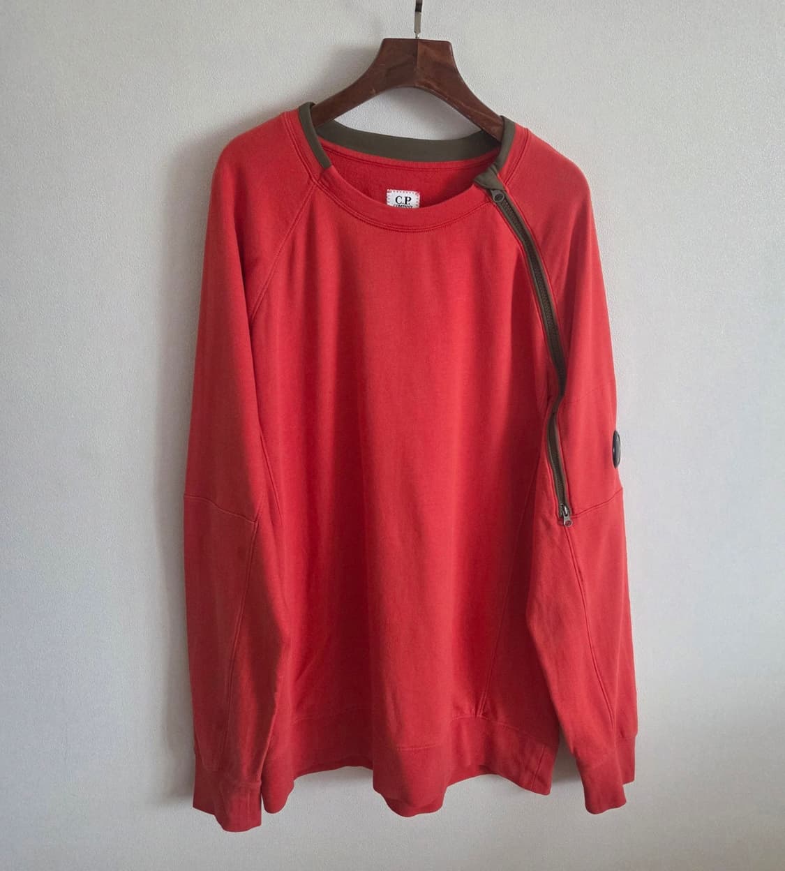 C.P.컴퍼니 오렌지색 맨투맨 티셔츠 XL 상품이미지1