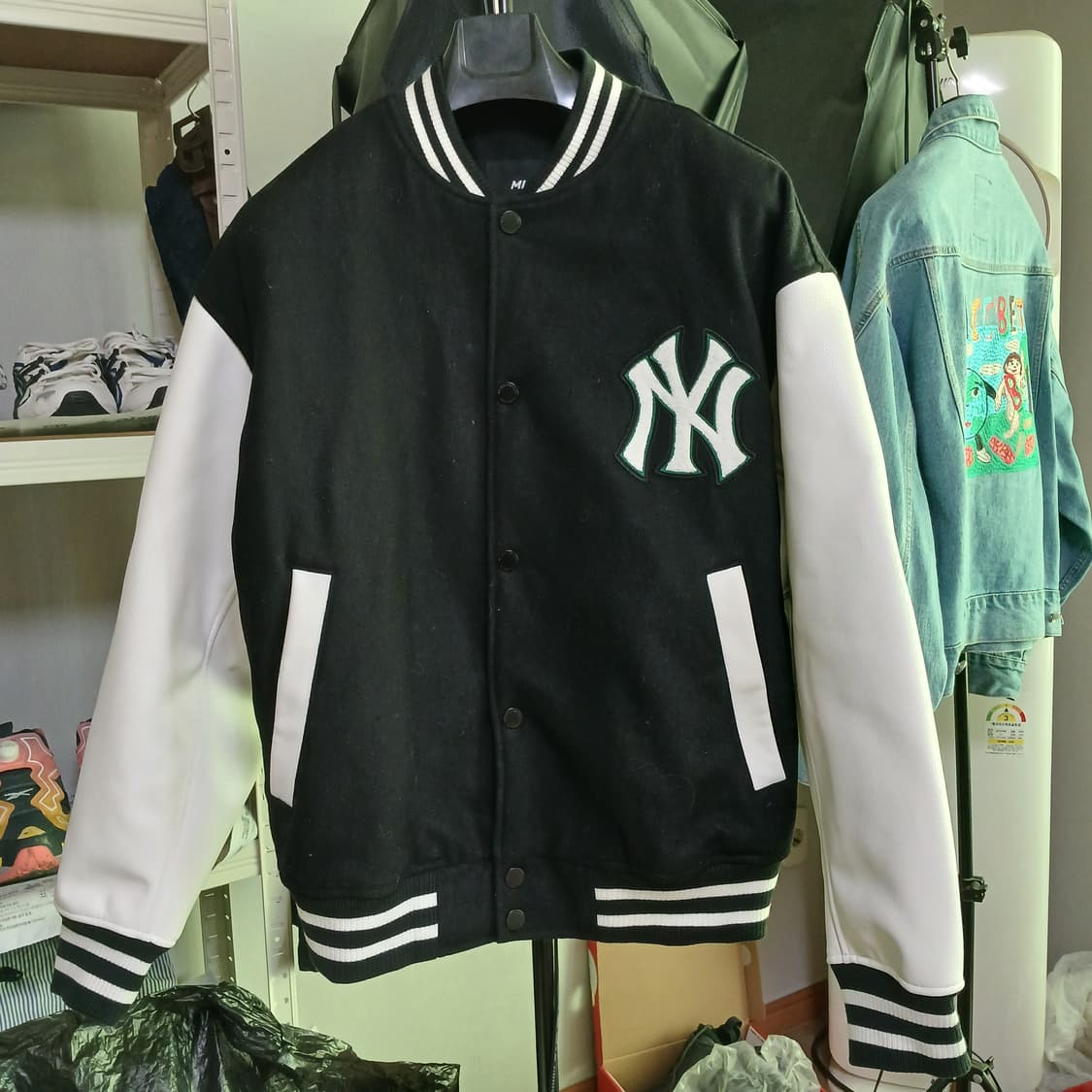 MLB 베이직 바시티 모직 울 가죽 누빔 야구잠바 패딩 자켓 상품이미지3